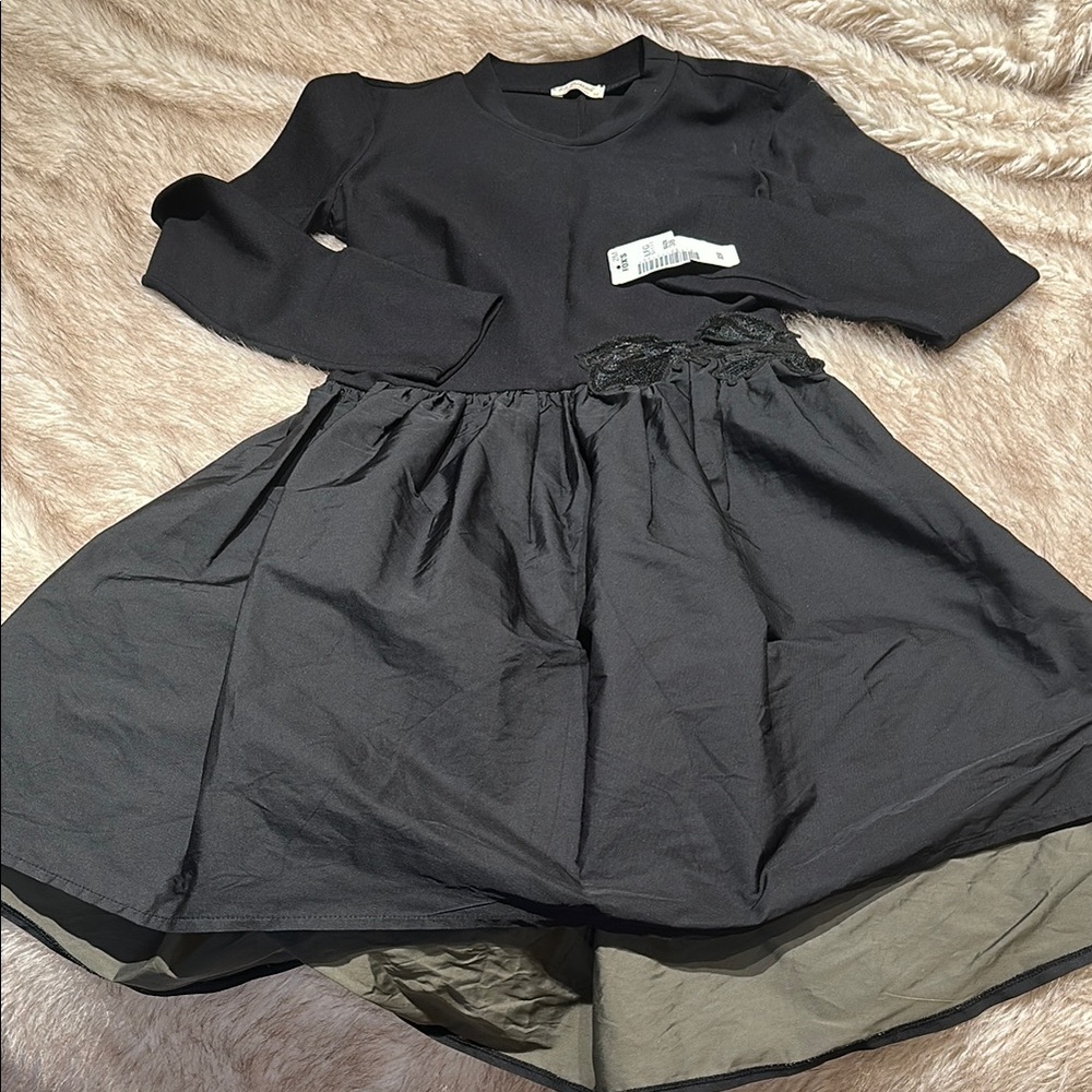 Fox Gray Pleated Casual Dress with Crew Neck